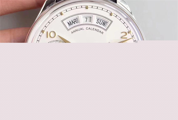万国官方2026年8月最新通知：客户想知道的表蒙更换价格，以及维修周期客服可查（图）
